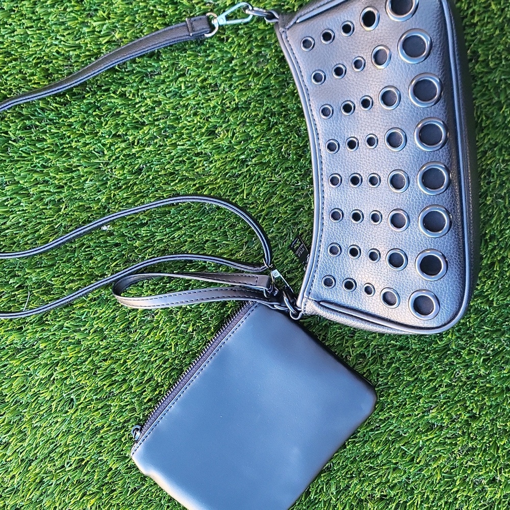 Steve Madden Black Bagata Crossbody And Wristlet.